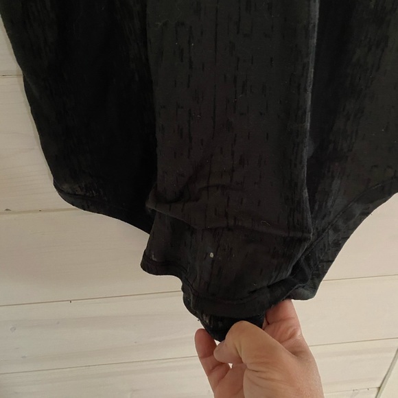 Lululemon tank - Picture 3 of 3